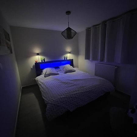 Le Gite Du Cavalier Au Coeur De La Foret/Jacuzzi Dole Ngoại thất bức ảnh